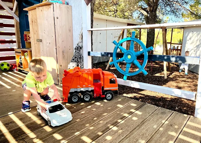 Glamping Tents - Camp Adriatic 2*