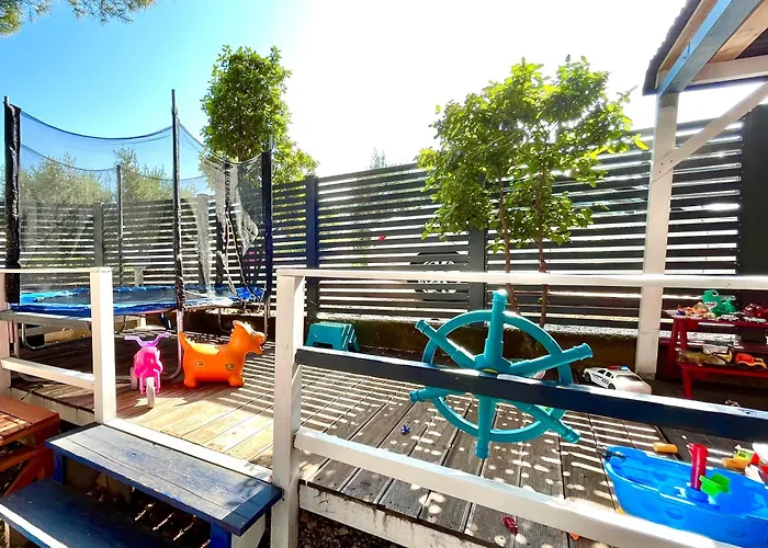 Glamping Tents - Camp Adriatic 假日公园 2*